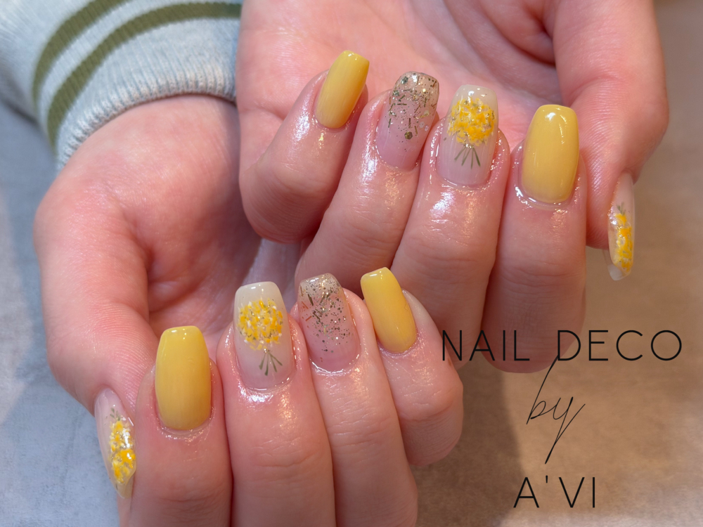 春にぴったりミモザネイル♪
