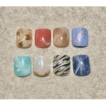 7月限定50%オフ【フットジェルネイル+親指アート2本付き】今だけ誰でも¥4500