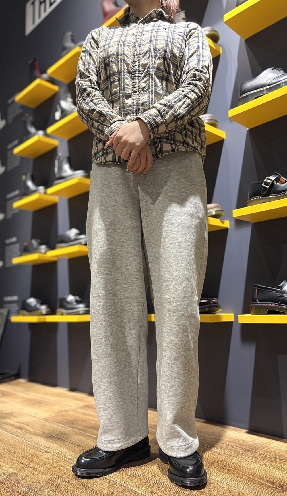 オンオフ両方で万能なローファーのご紹介🍒