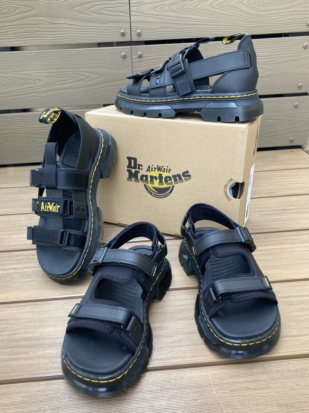 昨年も代人だったスポーツサンダルが今年も登場◎