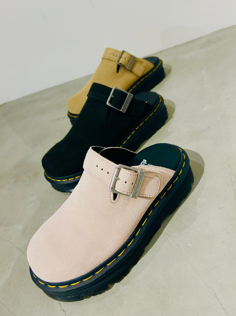 クッション性抜群のZEBZAGミュールのご案内!