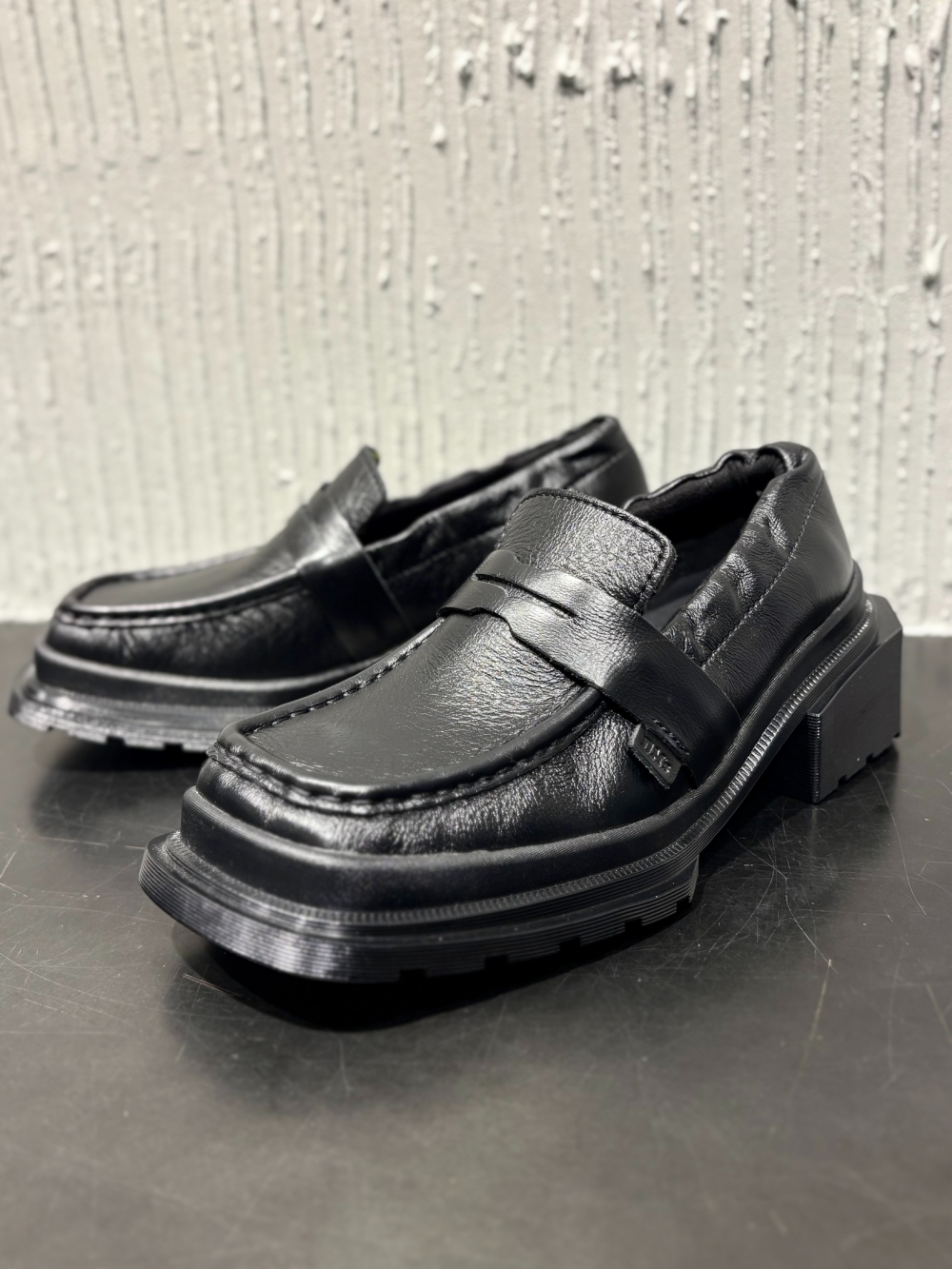 の*た様 スクエアトゥ スクエアローファー BALENCIAGA y2k モード 人気のスクエアトゥからローファーのご紹介♪ - BILLBOARD PLACE 新潟