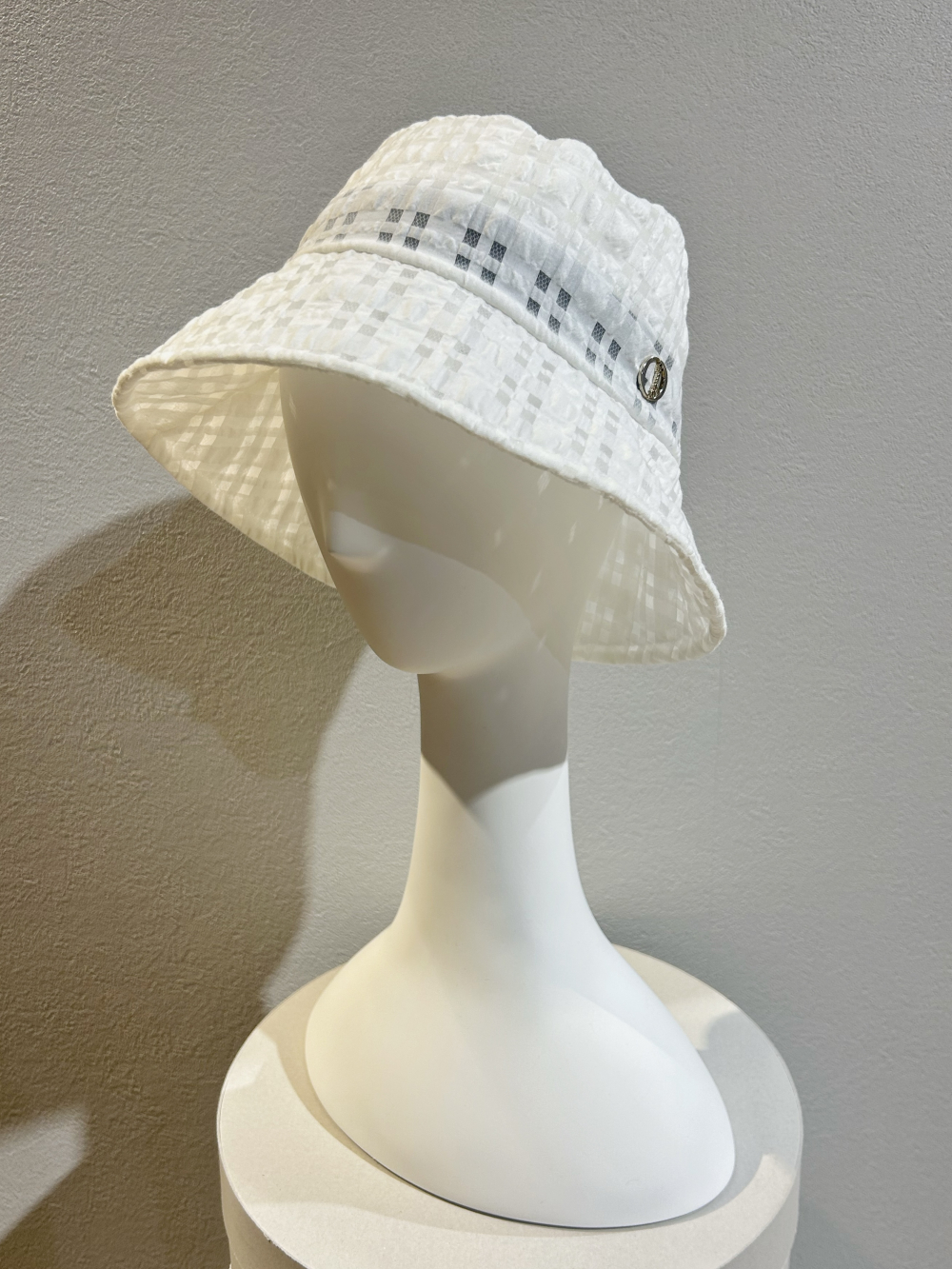 Chapeau d' O Check Sheer Bucket