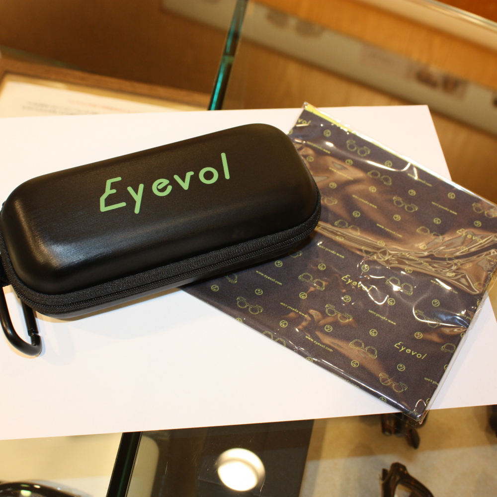 Eyevol別注３型のご紹介です。