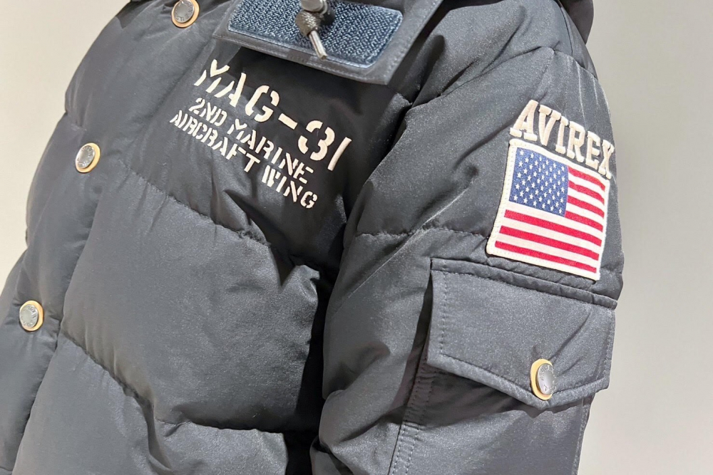 【AVIREX】暖かフードダウン♫