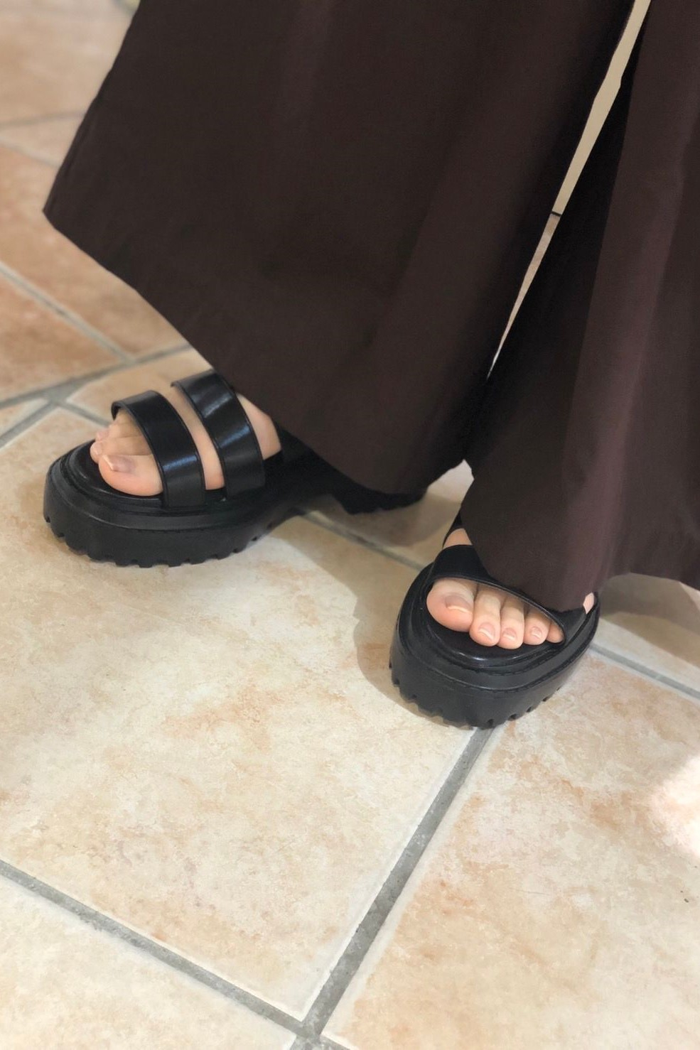 ウィメンズからサンダルが登場♪