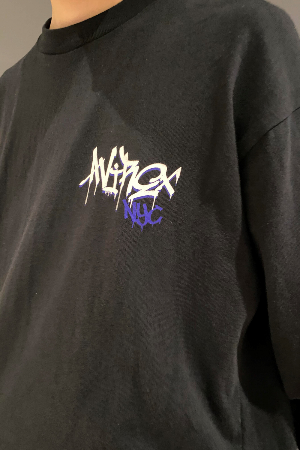 【AVIREX】映画やドラマで憧れたNYを背中に宿す!