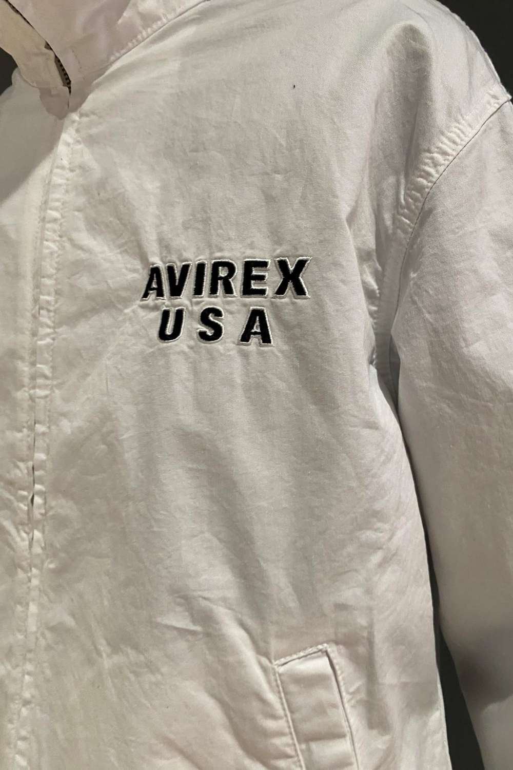 【AVIREX】薄手だからこの時期万能!