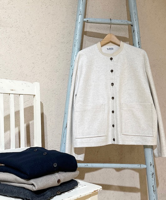 新潟・代官山店 2店舗限定色 ノーカラージャケット発売