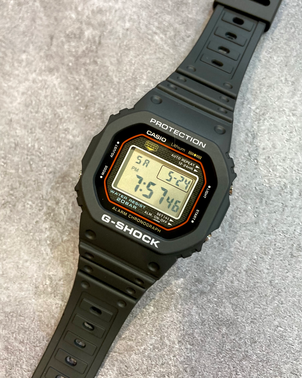チックタック新潟店】G-SHOCK 復刻モデル再入荷！ DW-5000R-1AJF
