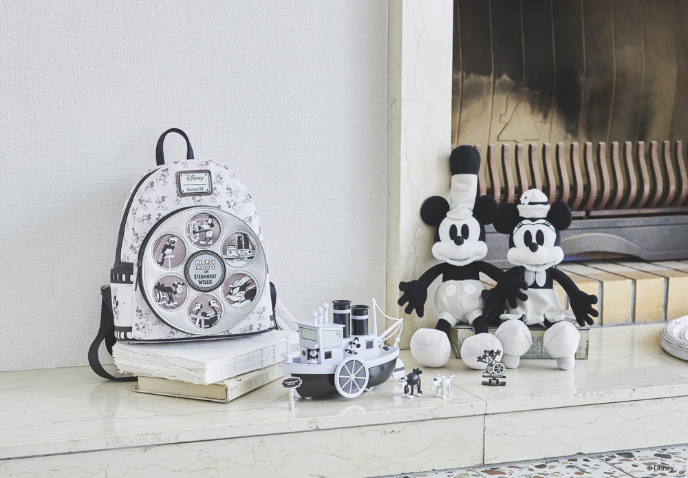「Disney100 Decades Collections」を3月4日(土)より発売