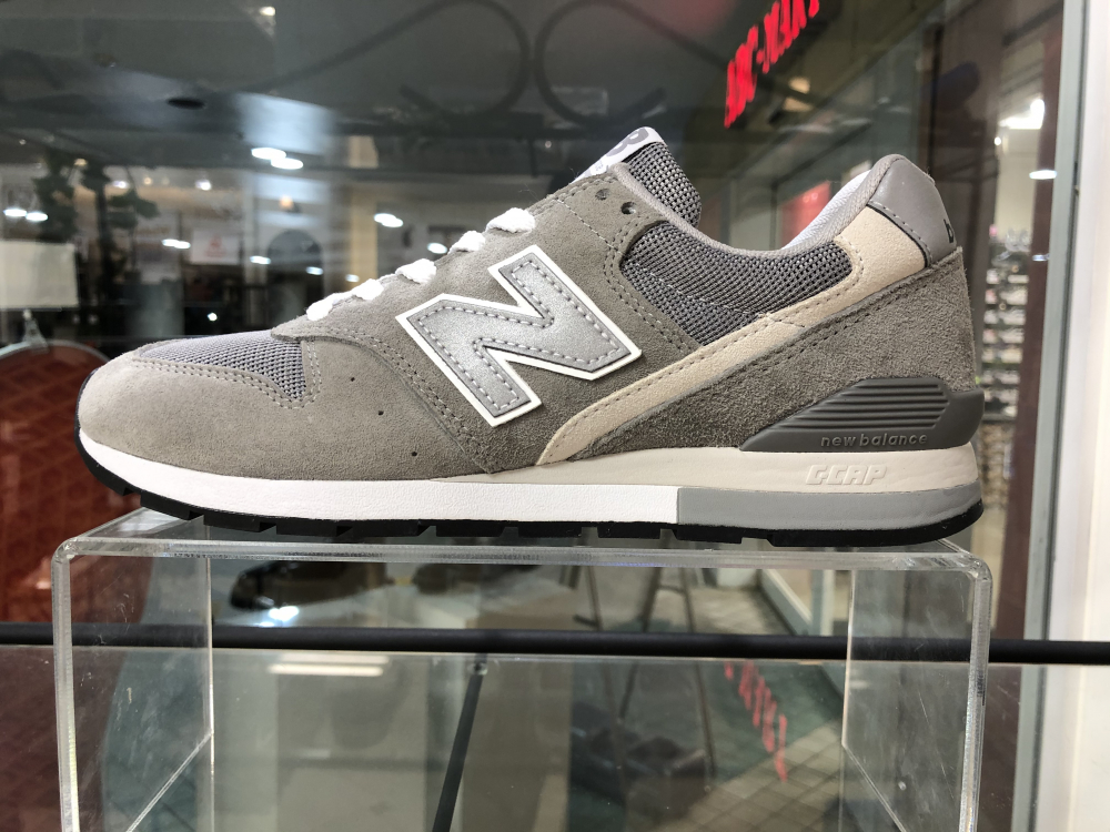 NEW BALANCE 再入荷