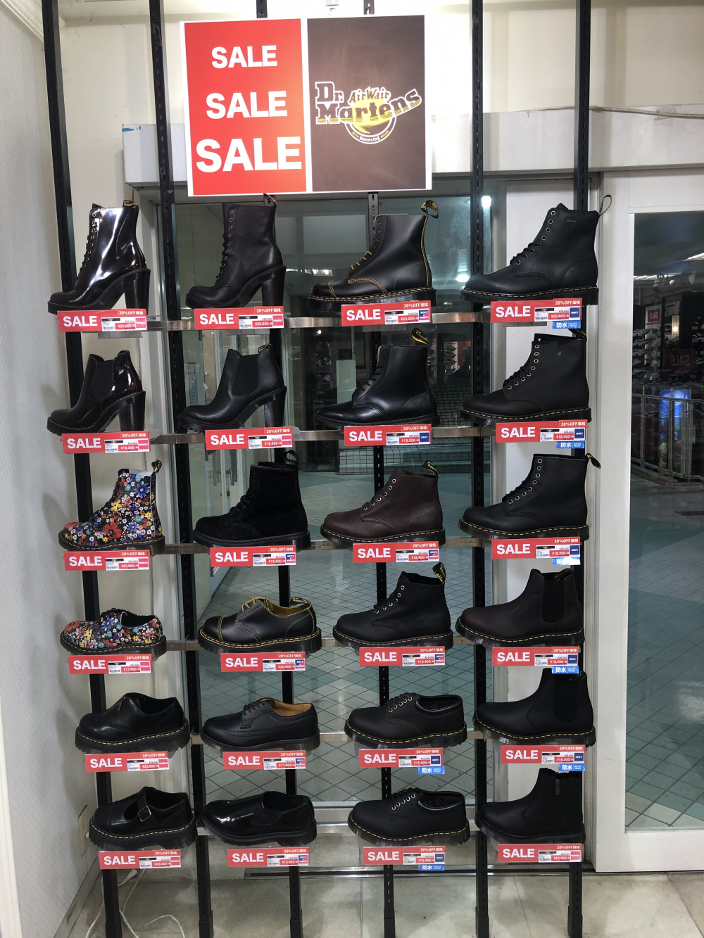 Dr Martens Sale Billboard Place 新潟ファッションビル万代ビルボードプレイス Dr Martens Sale Billboard Place 新潟ファッションビル万代ビルボードプレイス