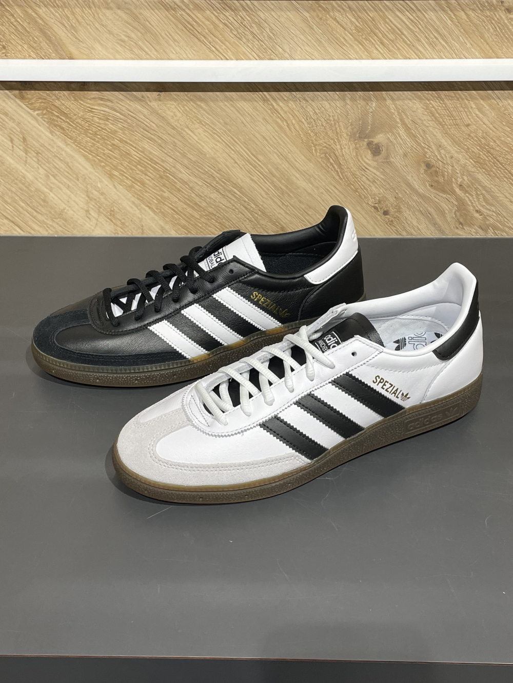 ADIDAS】NEW IN - BILLBOARD PLACE 新潟ファッションビル万代ビル ADIDAS】NEW IN - BILLBOARD PLACE 新潟ファッションビル万代ビル