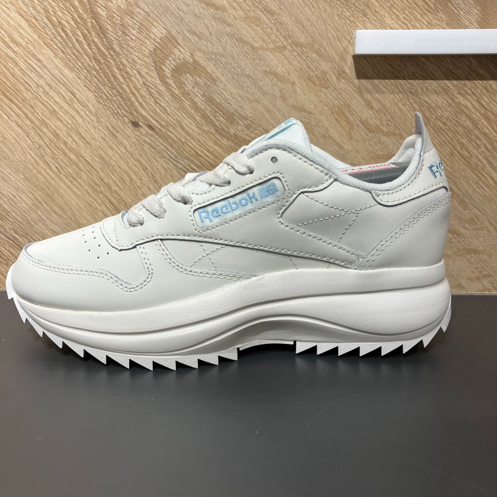 Reebok】NEW IN - BILLBOARD PLACE 新潟ファッションビル万代