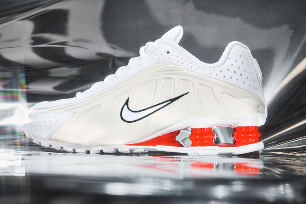 NIKE NEW - BILLBOARD PLACE 新潟ファッションビル万代ビルボードプレイス