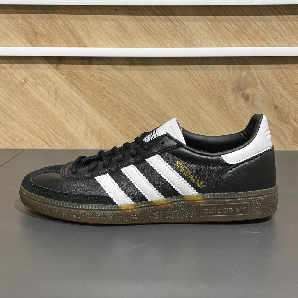 ADIDAS】NEW IN - BILLBOARD PLACE 新潟ファッションビル万代ビル