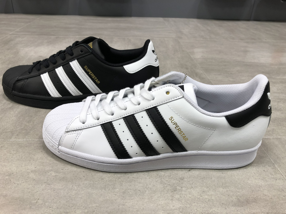 人気定番モデル ADIDAS SUPERSTAR