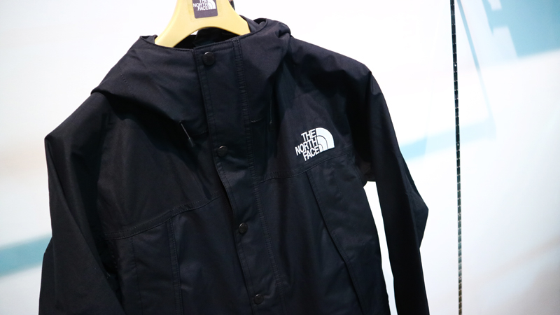 超人気のマウンテンライトジャケットが入荷!