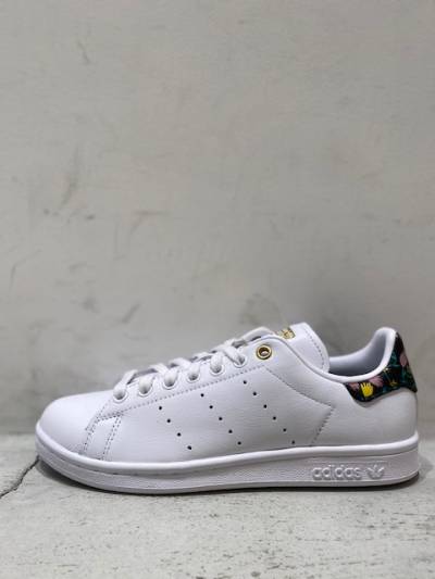 NIKE ADIDAS Reebok　新作発売！！