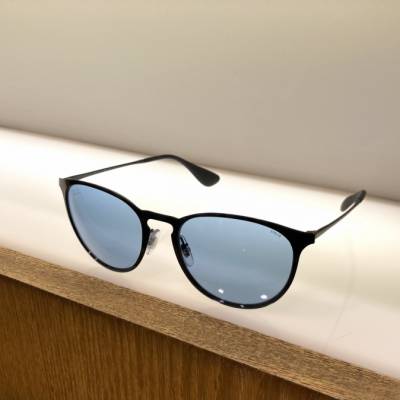 【再入荷】RAY BANオススメ”調光サングラス”のご紹介です！