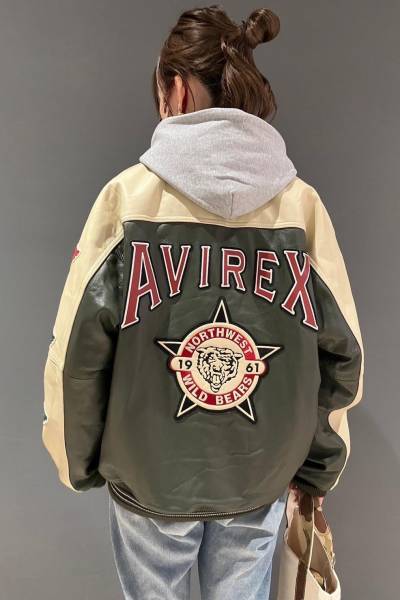 【AVIREX】ホリデーシーズンに着るのはこれで決まり!!