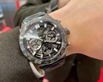 【TAG Heuer】高性能素材を使用したカレラをご紹介