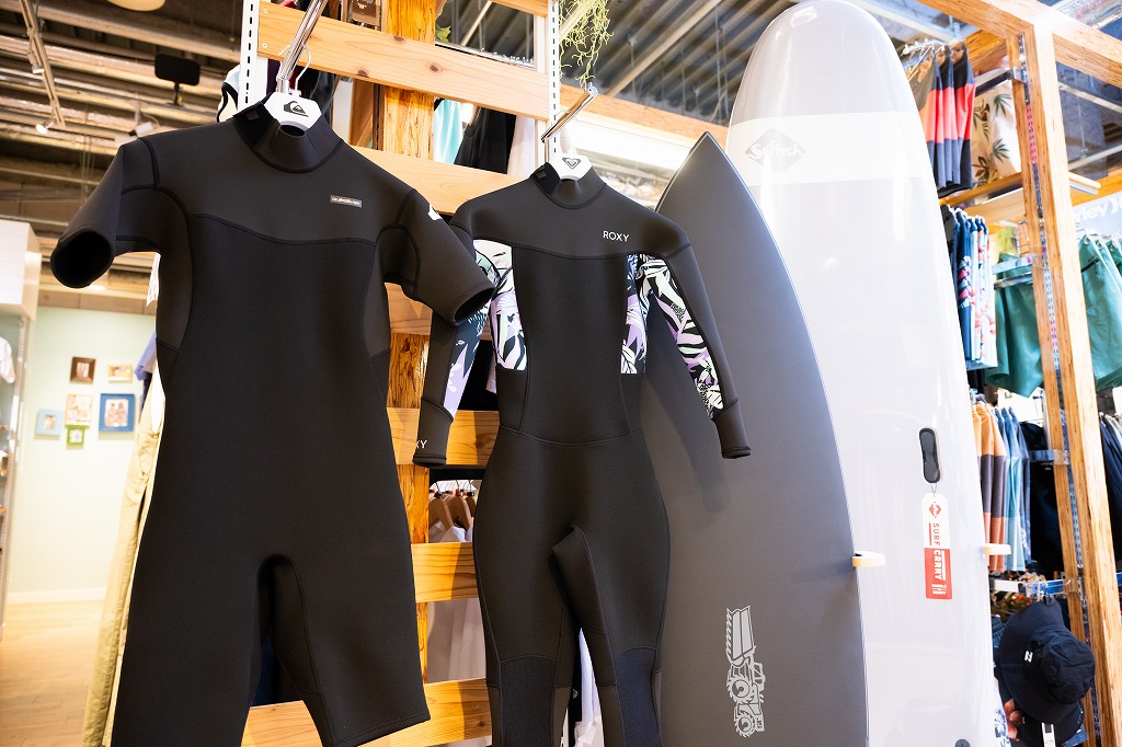 今年の夏はナニして遊ぶ?海を楽しむならサーフィンで決まり!