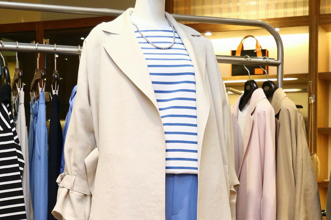 春物コートでトレンド先取り! 今年はピンクとブルーに注目です