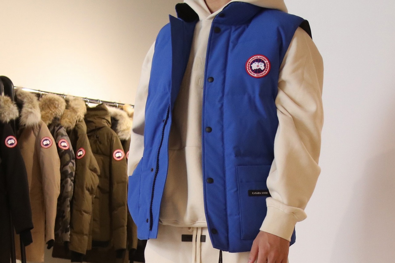 ダウンは脱ブラック!今年らしいスタイリングもチェック