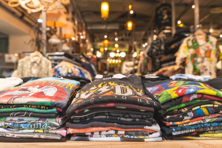 古着Tシャツで夏のおしゃれに個性をプラス！