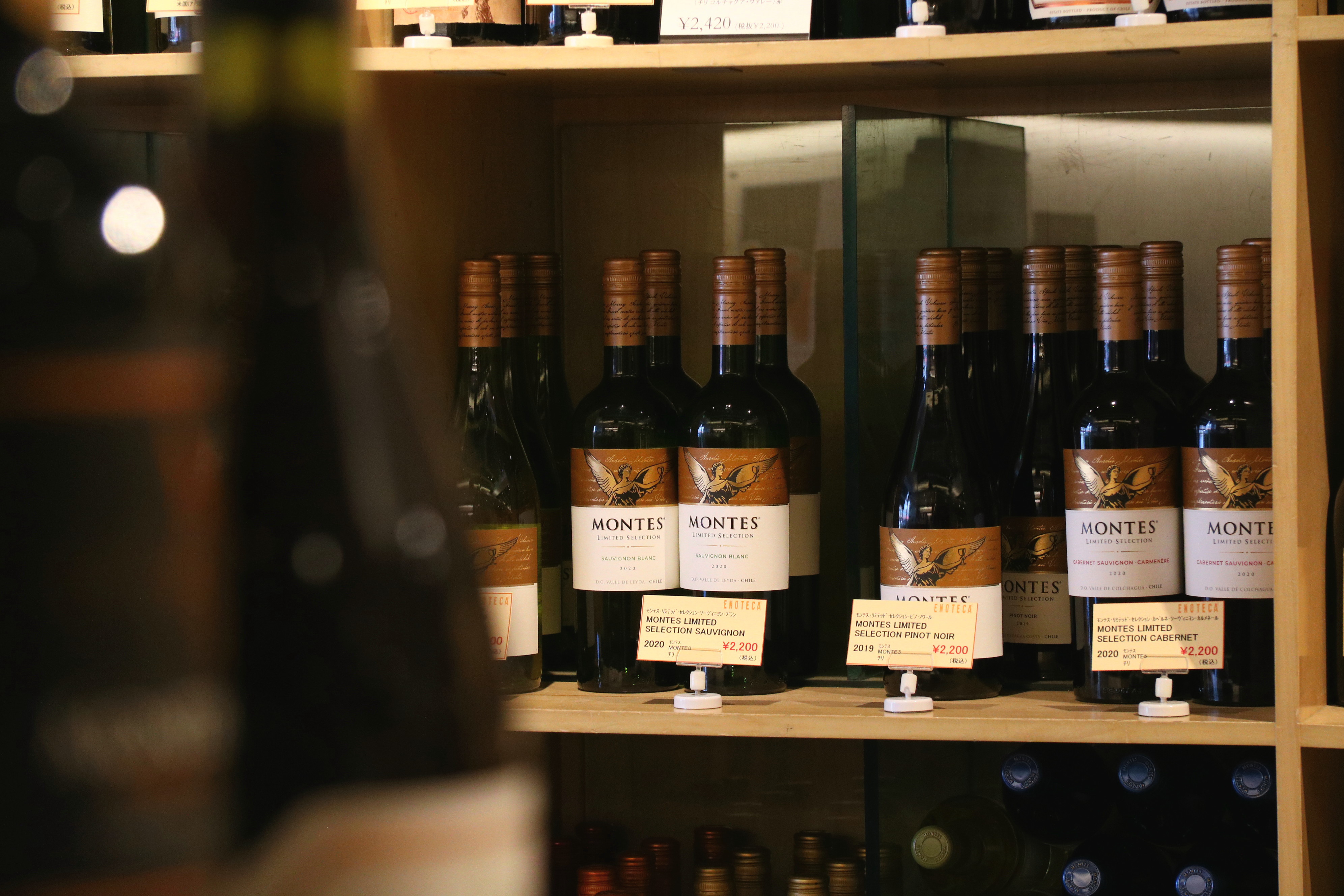 絶対に失敗しない上手なワイン選びのポイント! 「ソムリエに聞く!」が正解です。